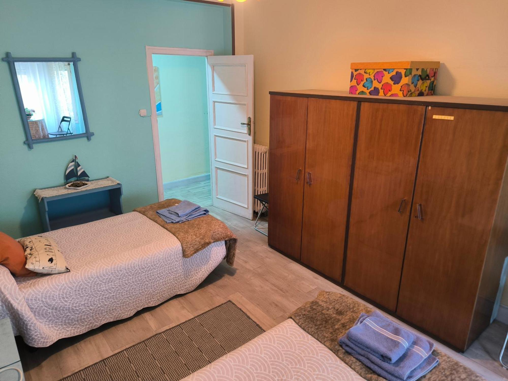 La Puebla Apartment Понферада Екстериор снимка